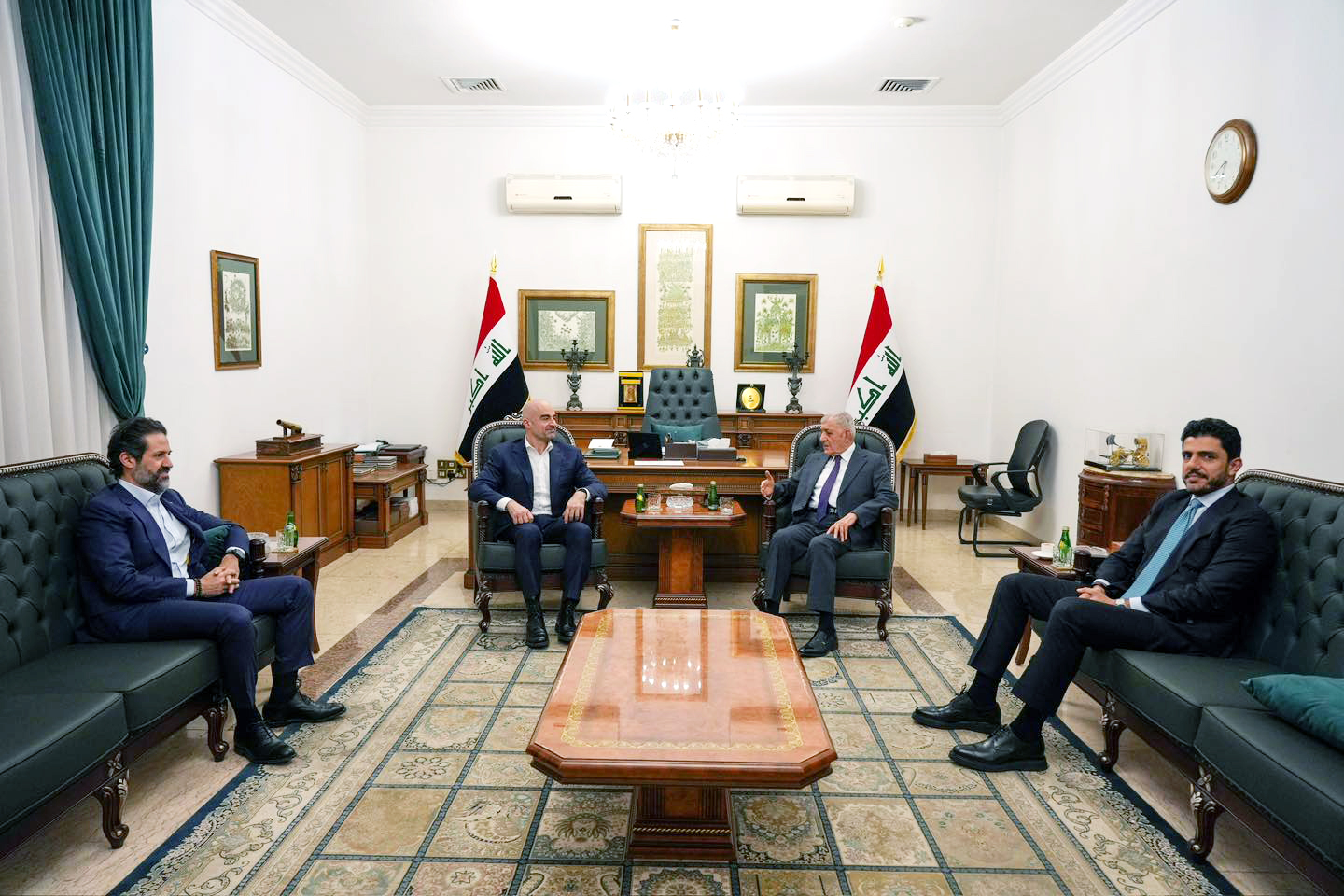 الرئيس بافل يشيد بجهود واداء الدكتور عبداللطيف رشيد